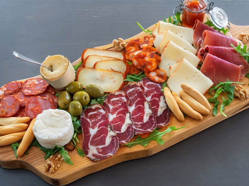 The best ham and cheese charcuterie board recipe