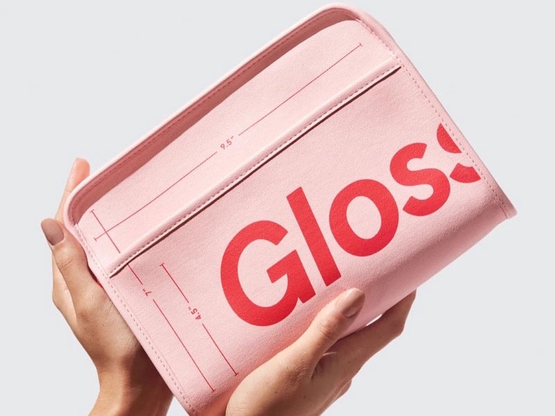 Glossier-Beauty-Bag